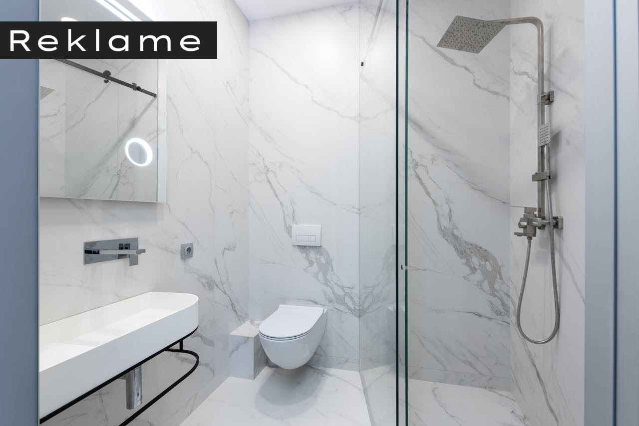 Hvad koster det at få monteret et nyt toilet?